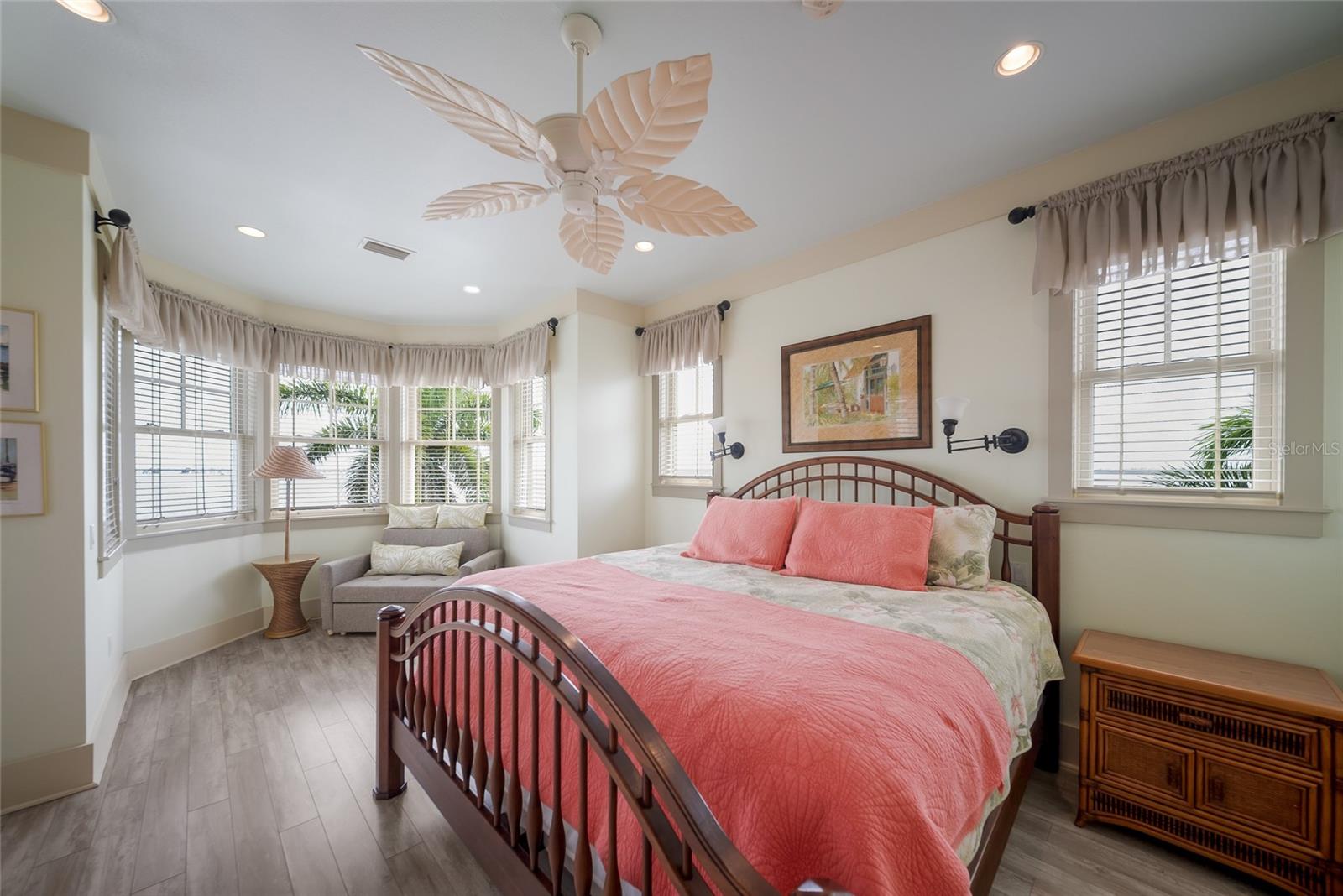 SUNRISE PARK REP - Residential