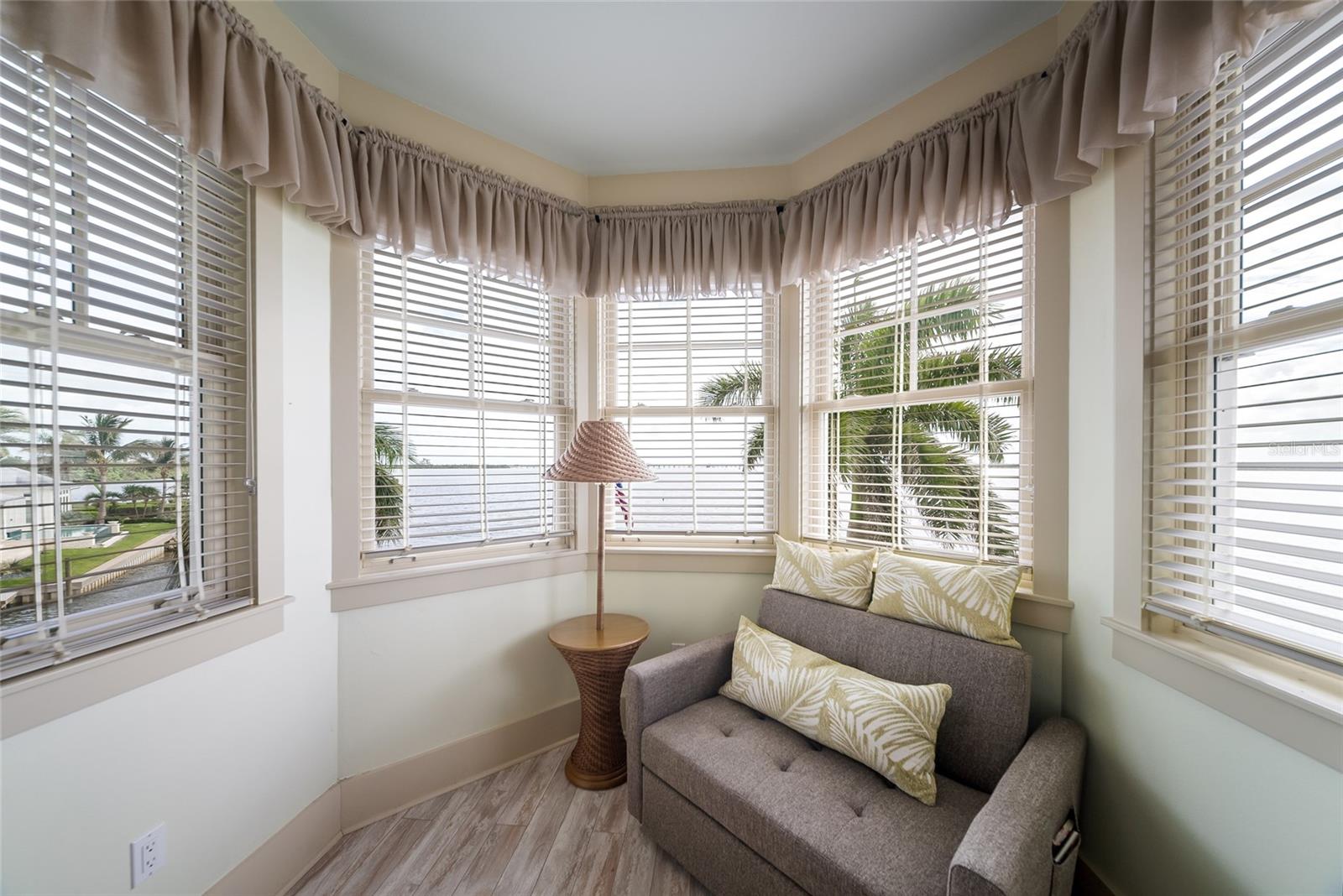 SUNRISE PARK REP - Residential
