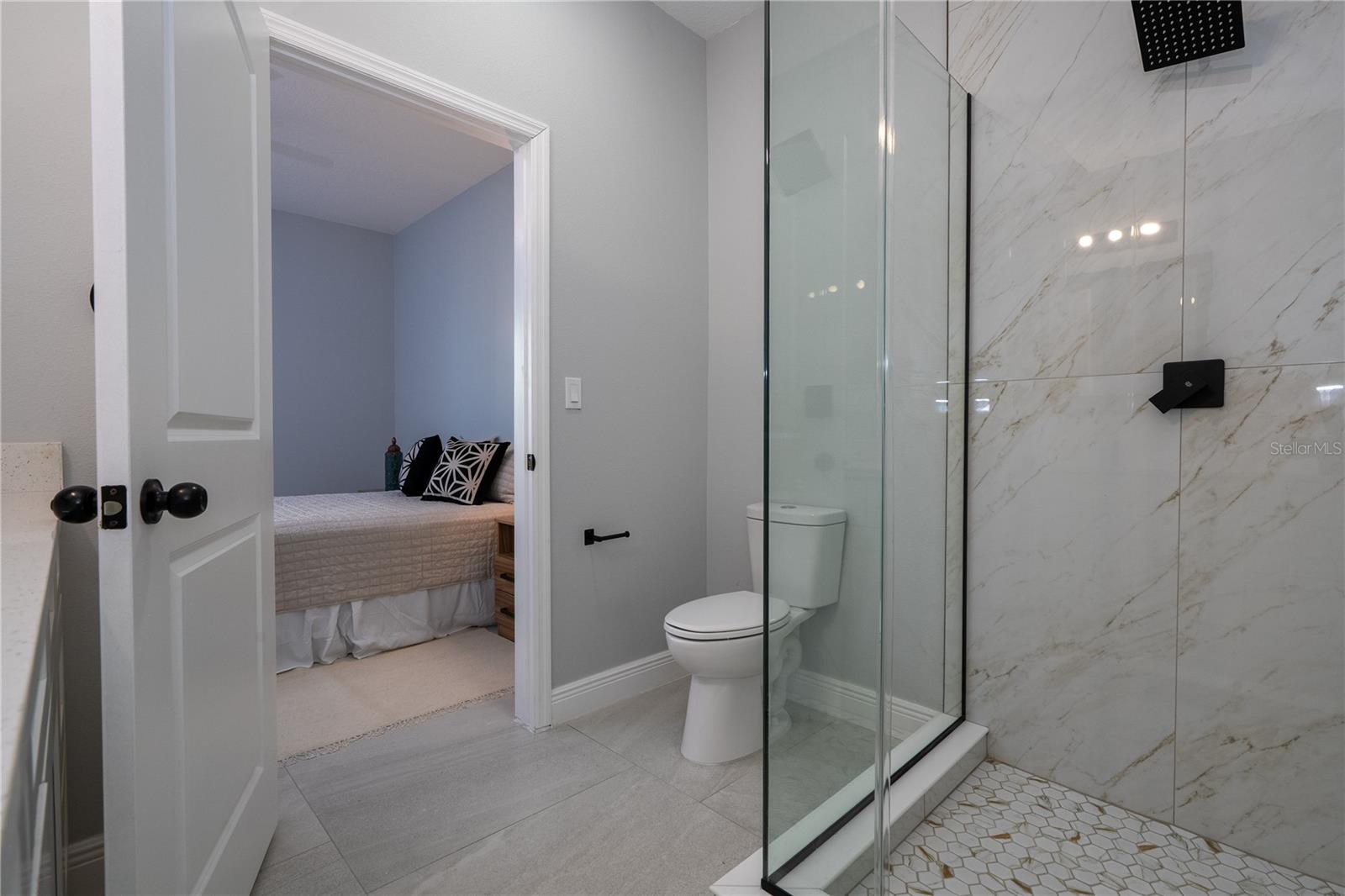 CALABAY PARC AT TOWER LAKE - Residential