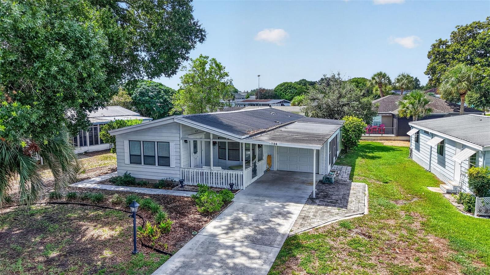 LADY LAKE ORANGE BLOSSOM GARDENS UNIT 05 - Residential