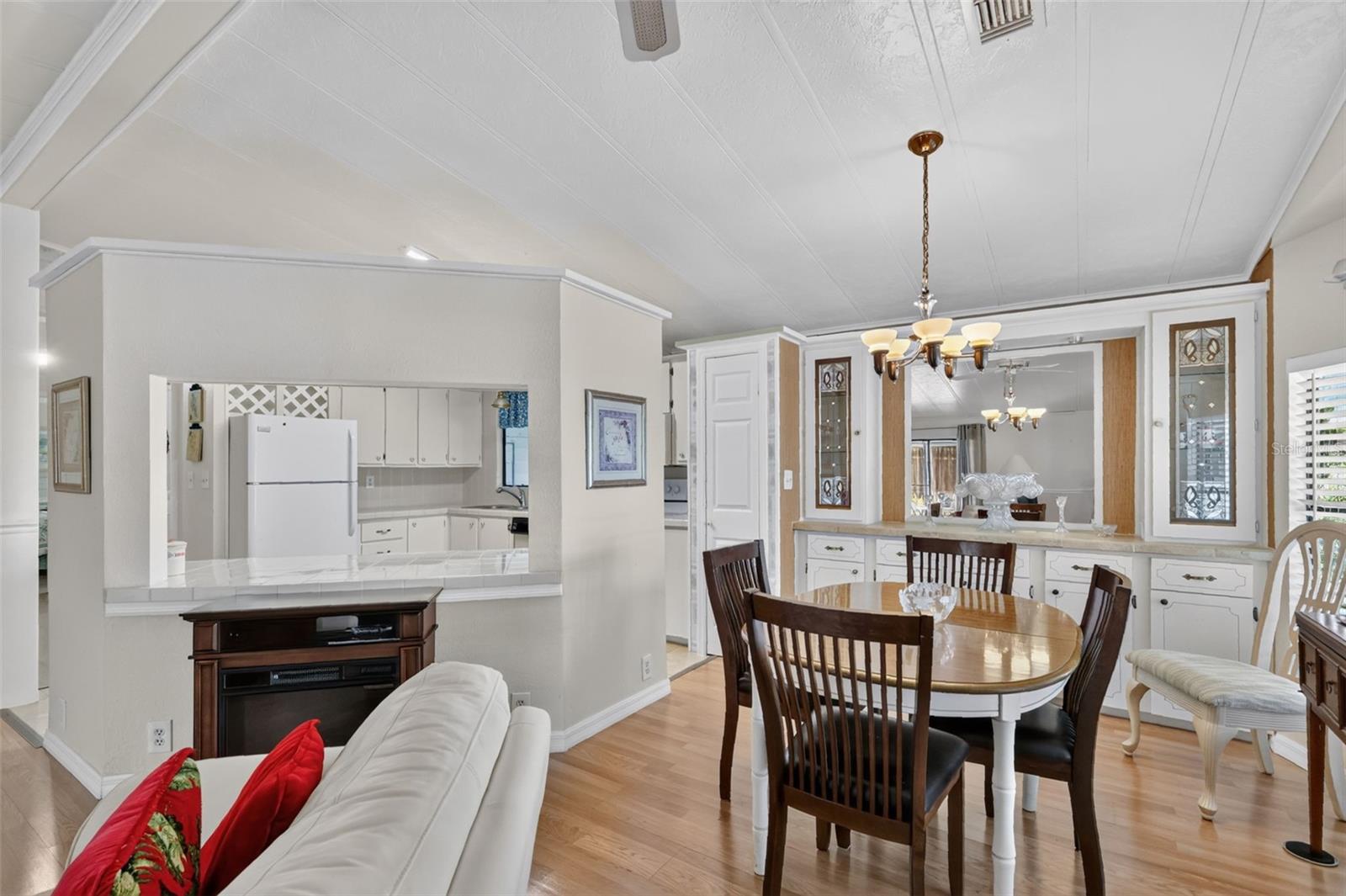LADY LAKE ORANGE BLOSSOM GARDENS UNIT 05 - Residential