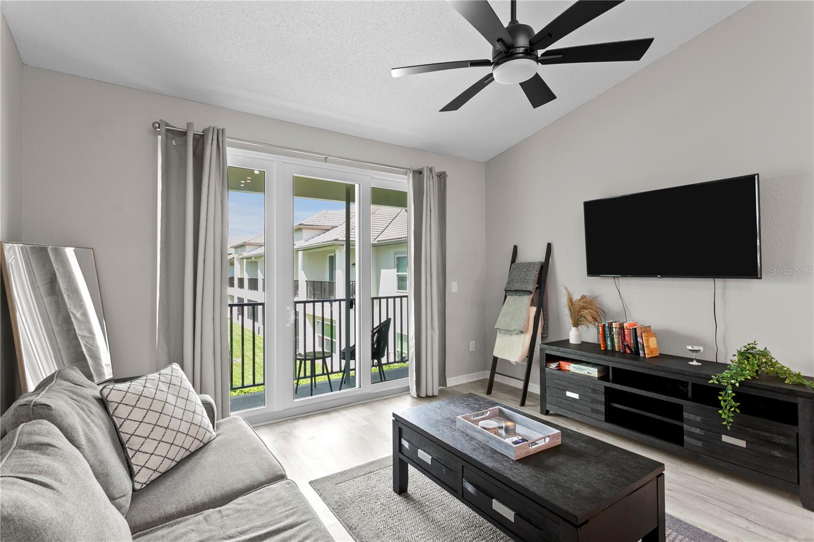 ISLAND WALK A CONDO - Residential