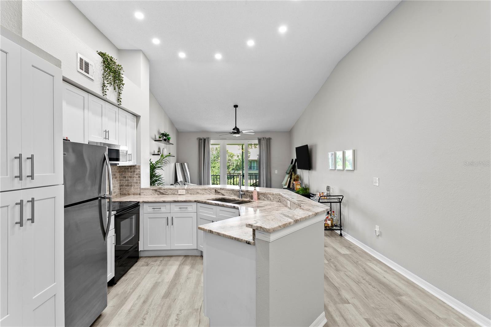 ISLAND WALK A CONDO - Residential