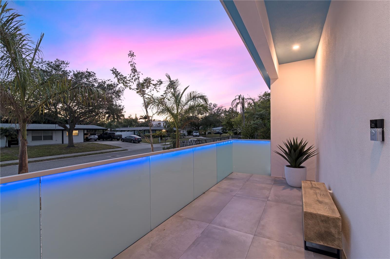 SOUTH GATE - Residential