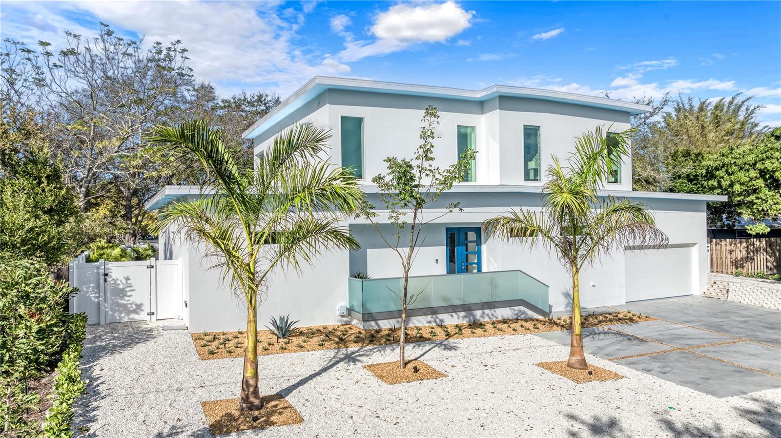 SOUTH GATE - Residential