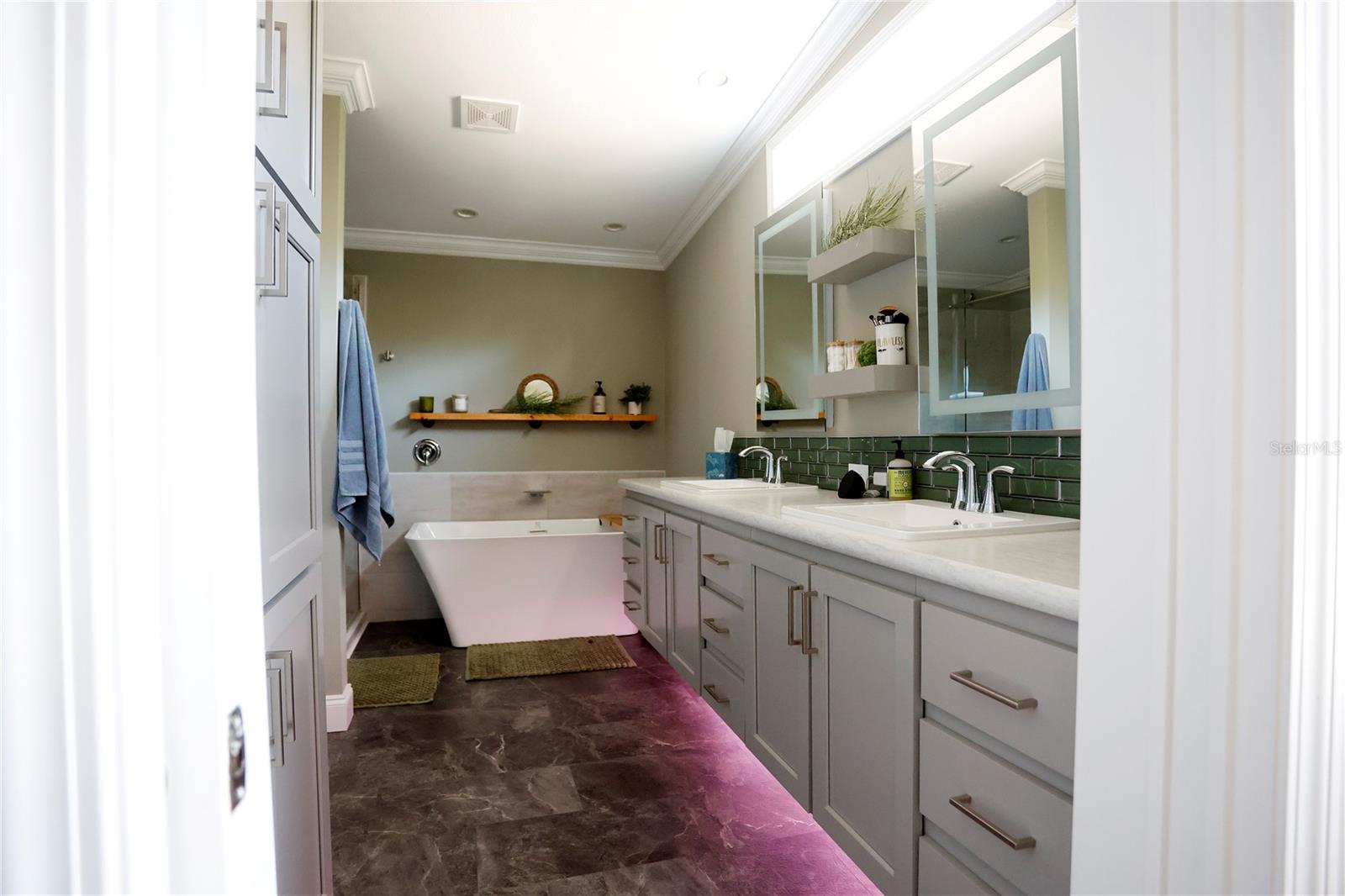 UNPLATTED - Residential