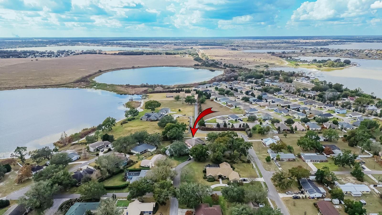 ILAKEE OAKS - Residential