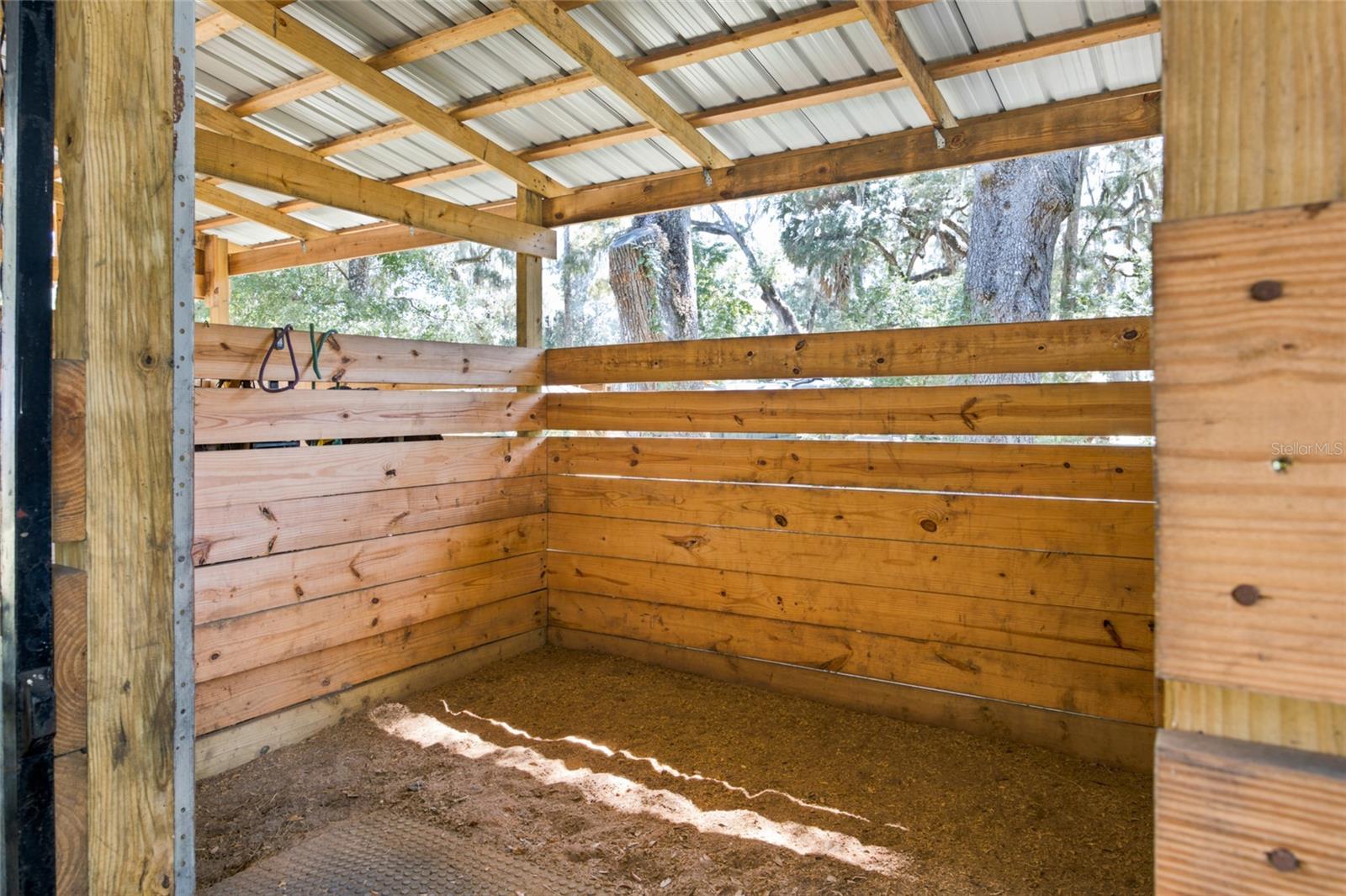 MEADOWBROOK RANCHES - Residential
