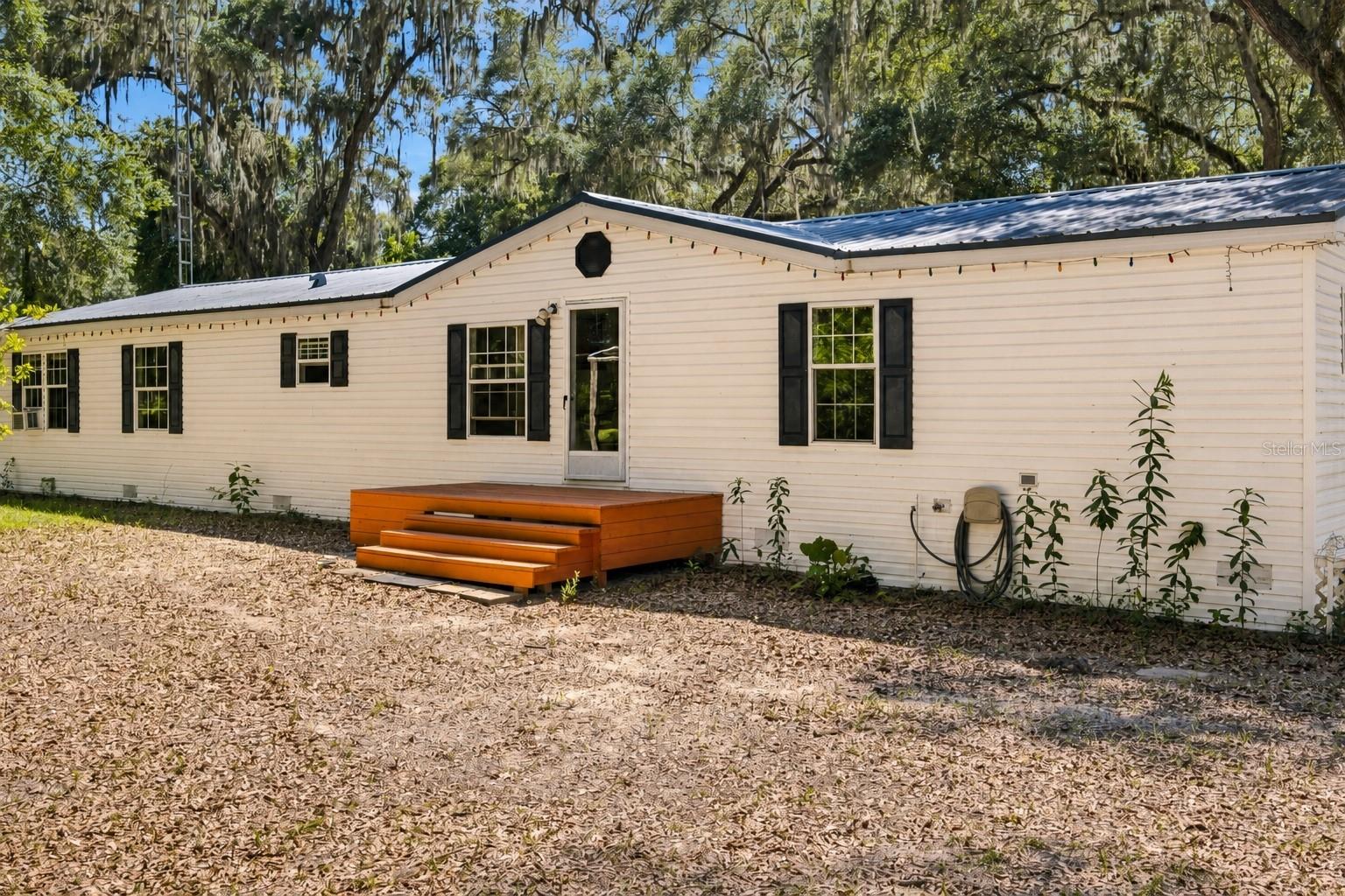 MEADOWBROOK RANCHES - Residential