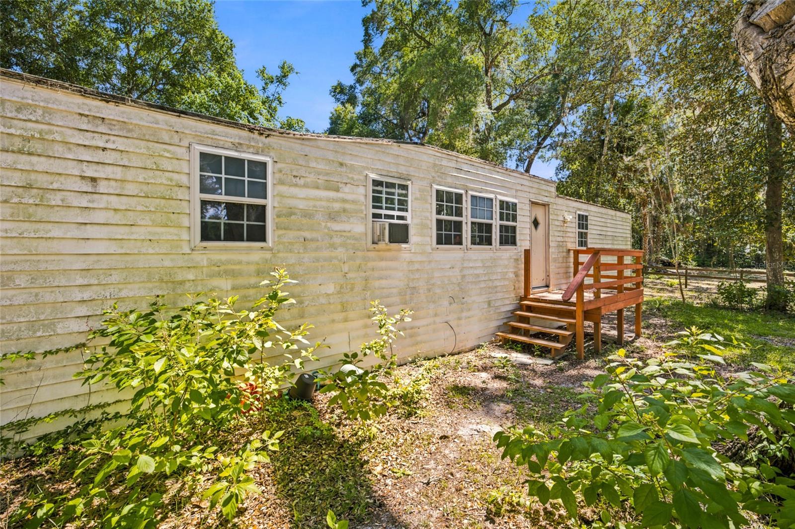 MEADOWBROOK RANCHES - Residential