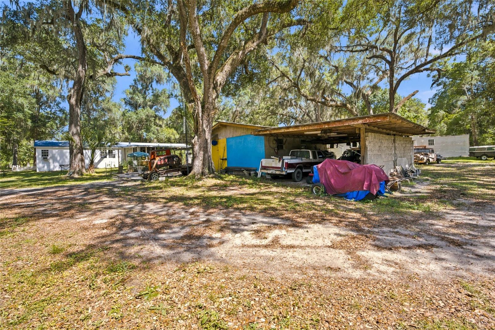 MEADOWBROOK RANCHES - Residential