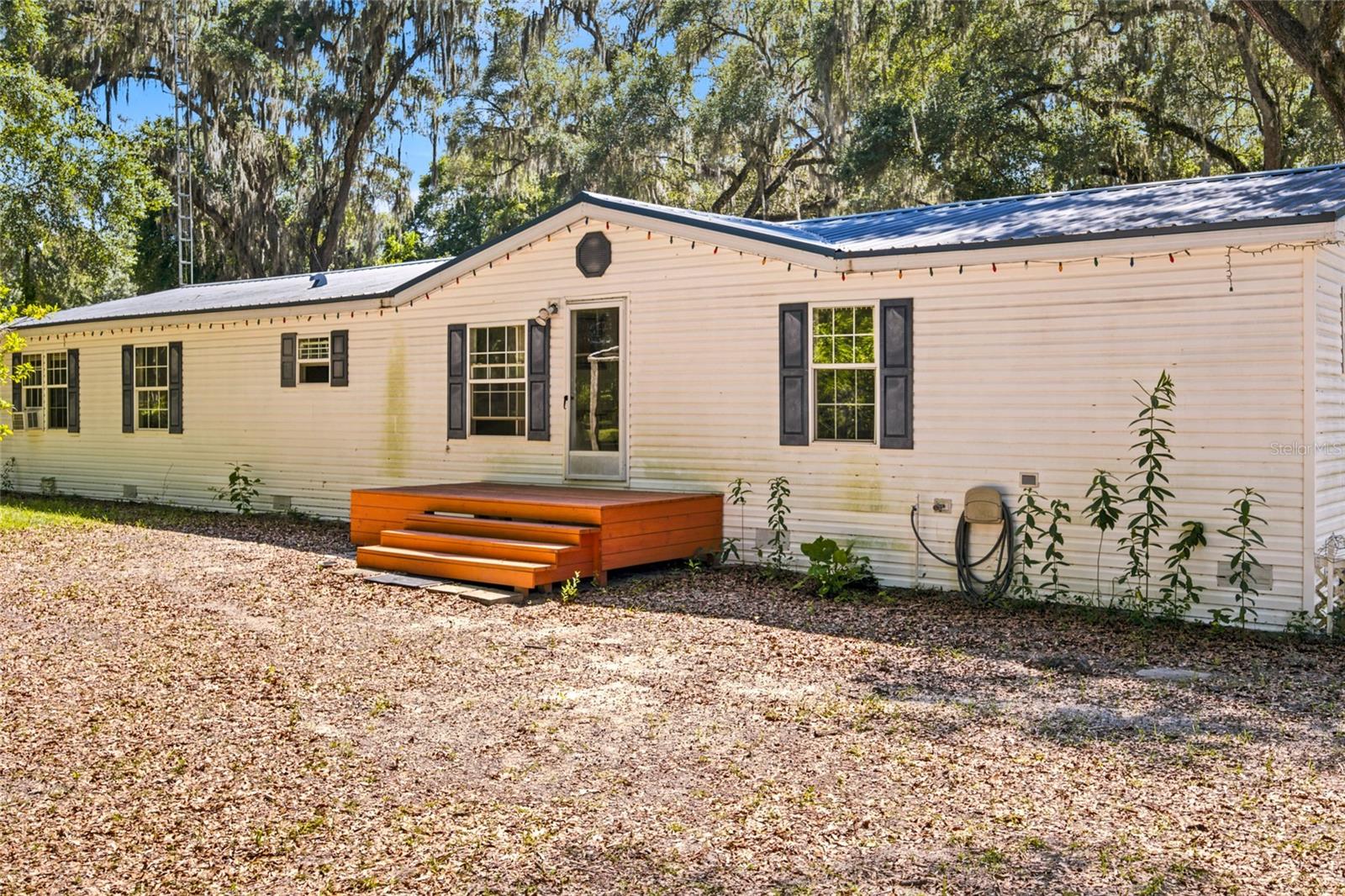 MEADOWBROOK RANCHES - Residential