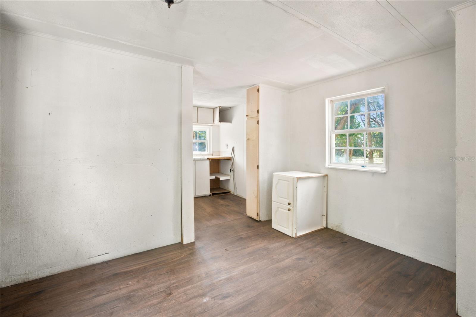 MEADOWBROOK RANCHES - Residential
