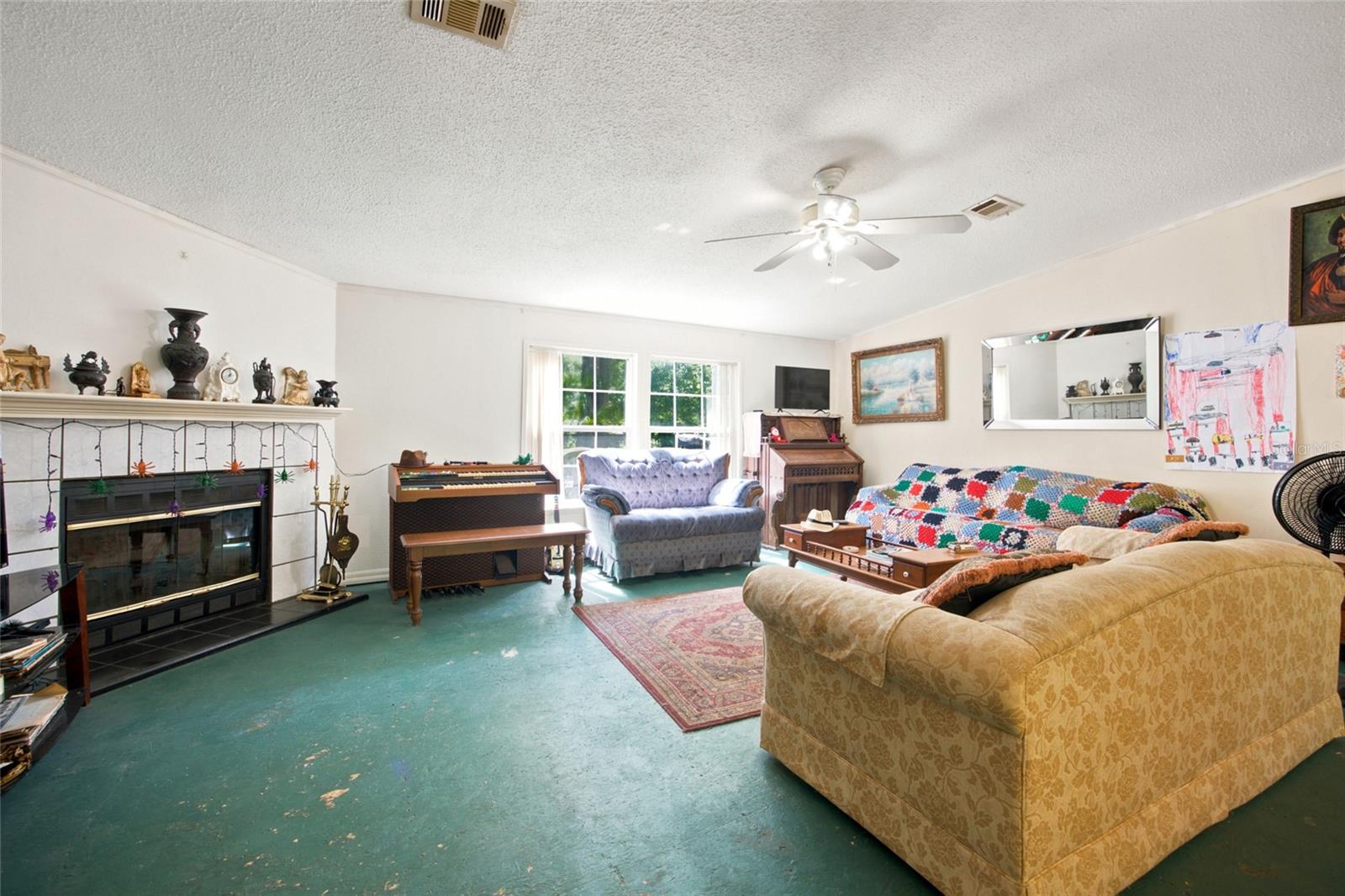 MEADOWBROOK RANCHES - Residential