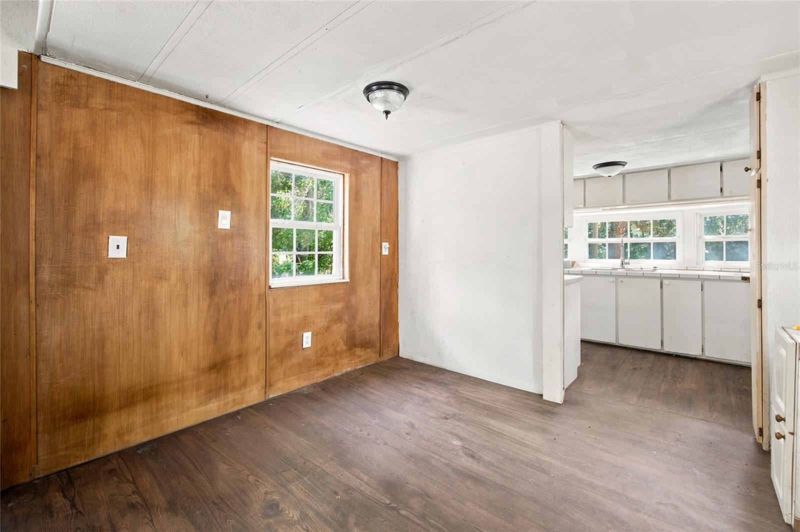 MEADOWBROOK RANCHES - Residential