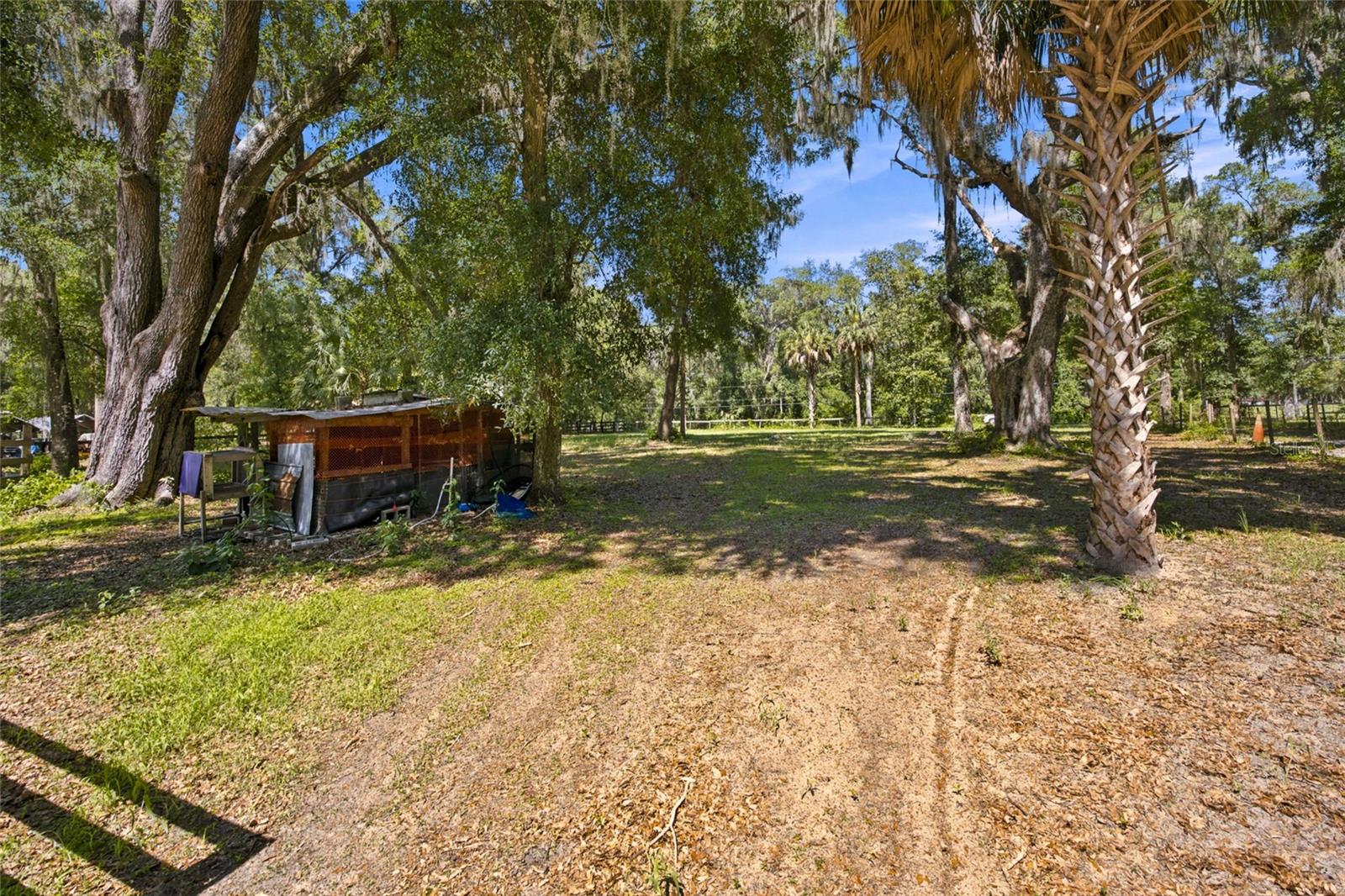 MEADOWBROOK RANCHES - Residential