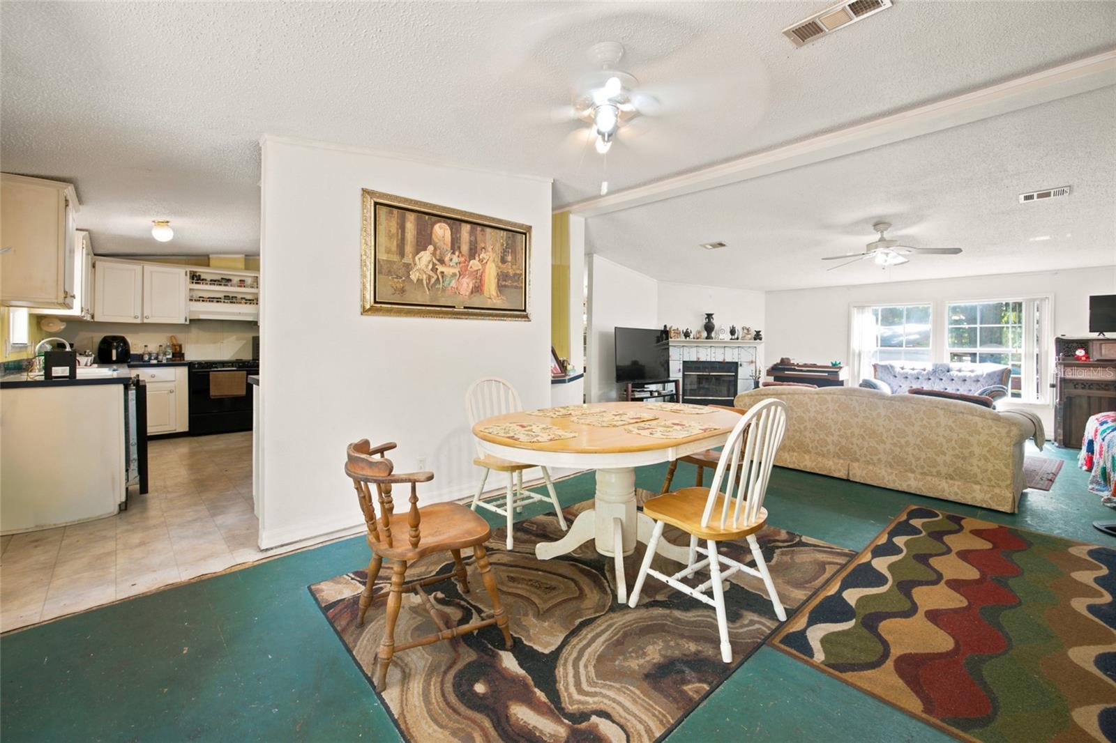 MEADOWBROOK RANCHES - Residential