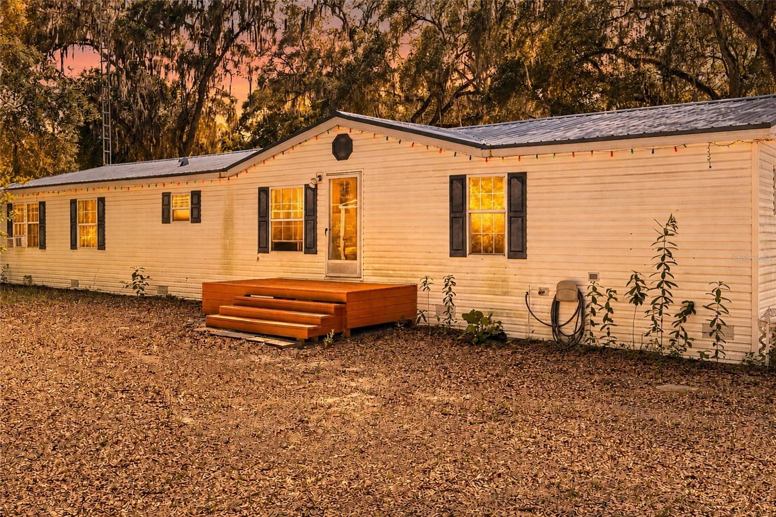 MEADOWBROOK RANCHES - Residential