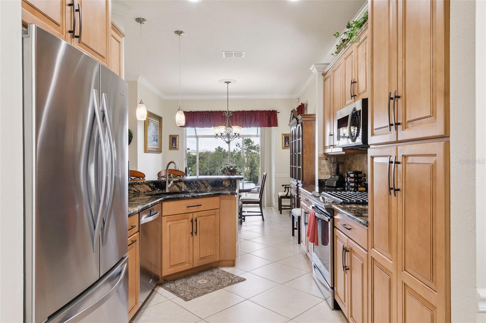 SUMMIT GREENS - Residential