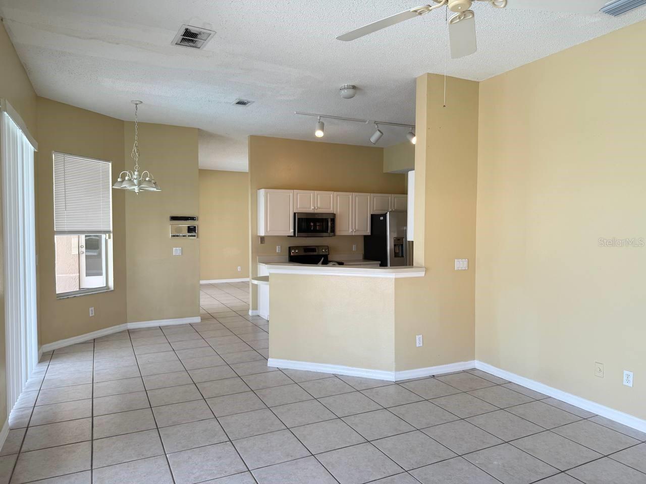 HUNTERS CREEK TR 250 - Residential Lease
