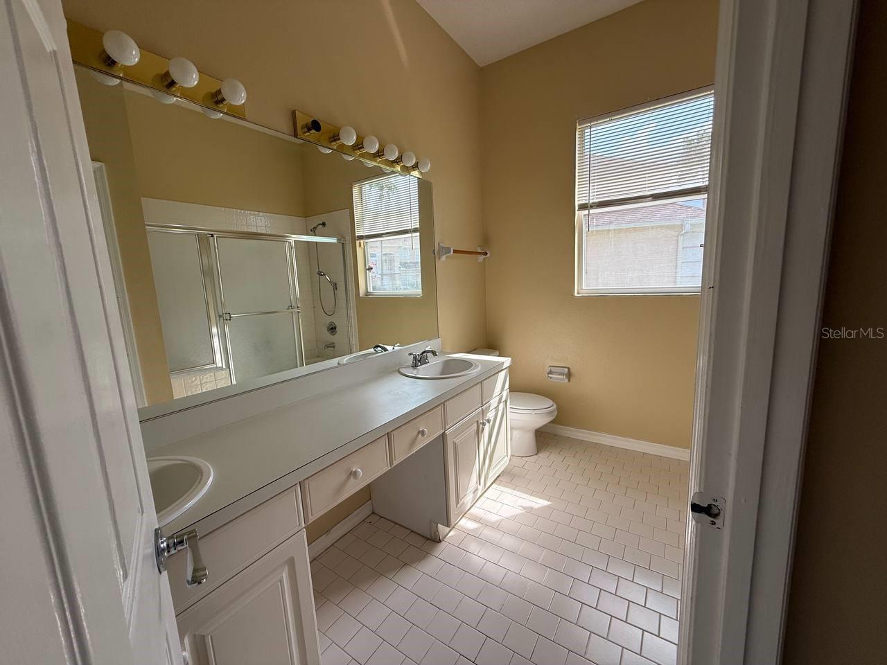 HUNTERS CREEK TR 250 - Residential Lease