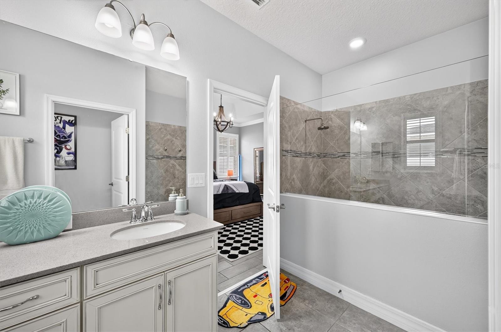 TAPESTRY PH 4 - Residential
