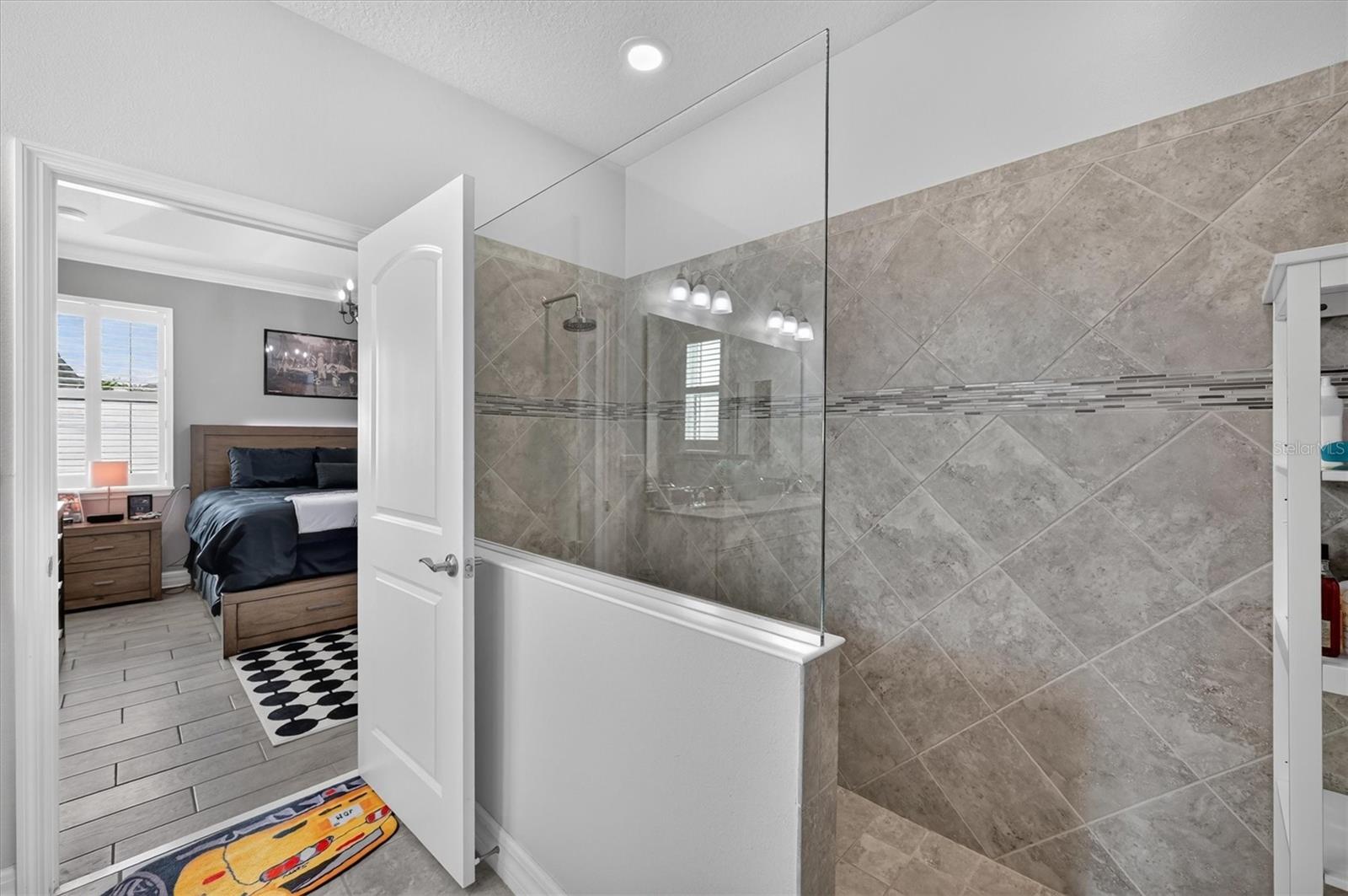 TAPESTRY PH 4 - Residential