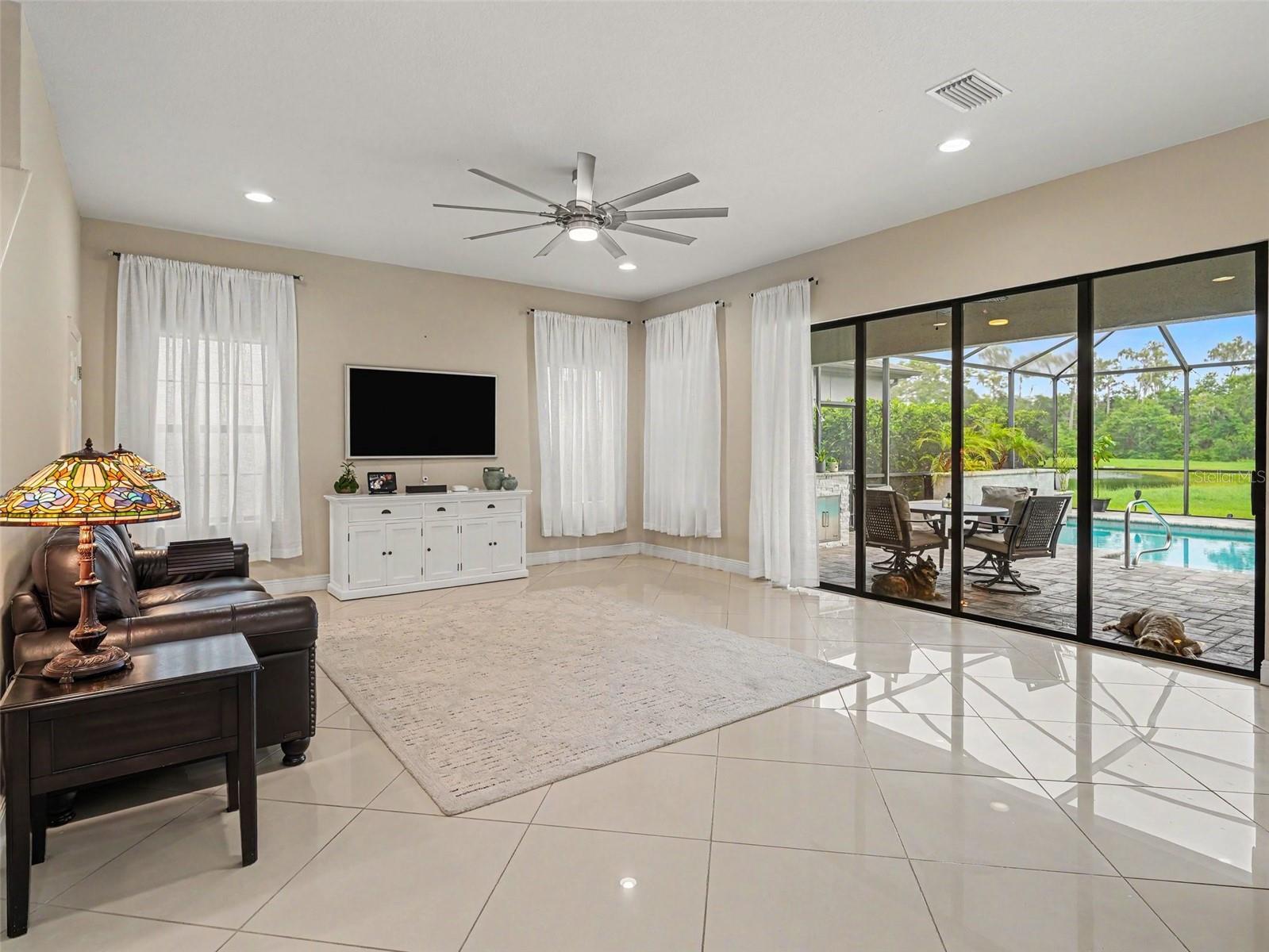 RESERVE AT SOUTH FORK PH 1 - Residential