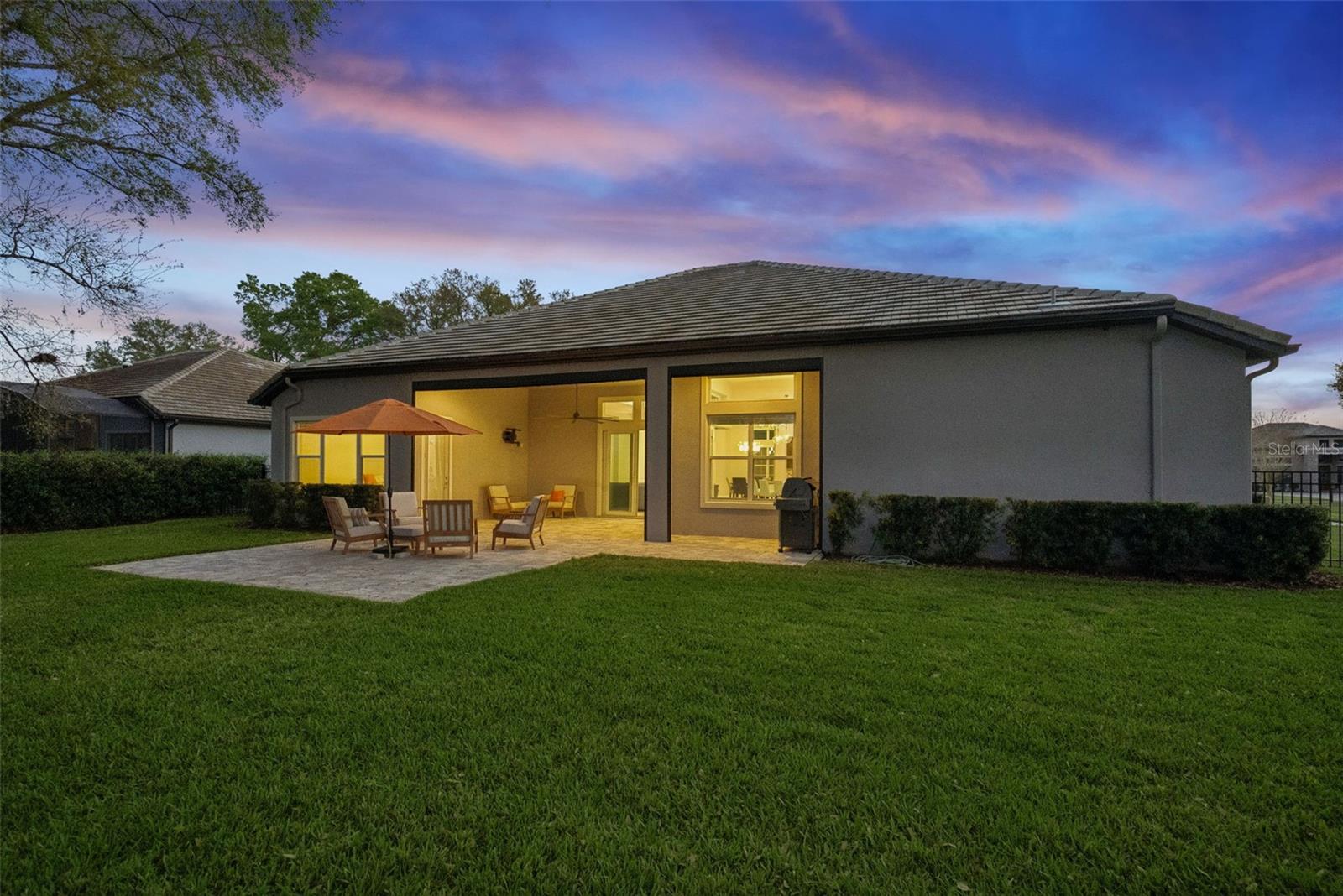 HEATHROW COUNTRY ESTATE - Residential