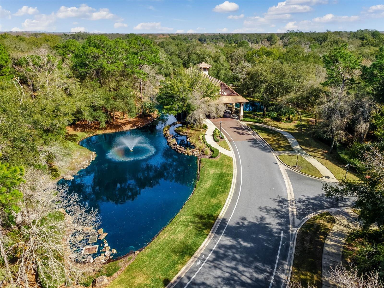 HEATHROW COUNTRY ESTATE - Residential