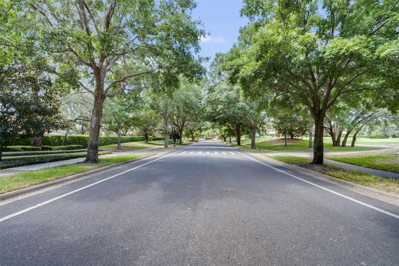 HEATHROW COUNTRY ESTATE - Residential