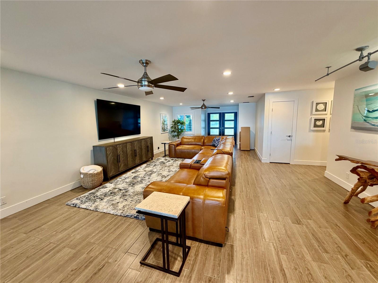 BOCA CIEGA ISLE - Residential Lease