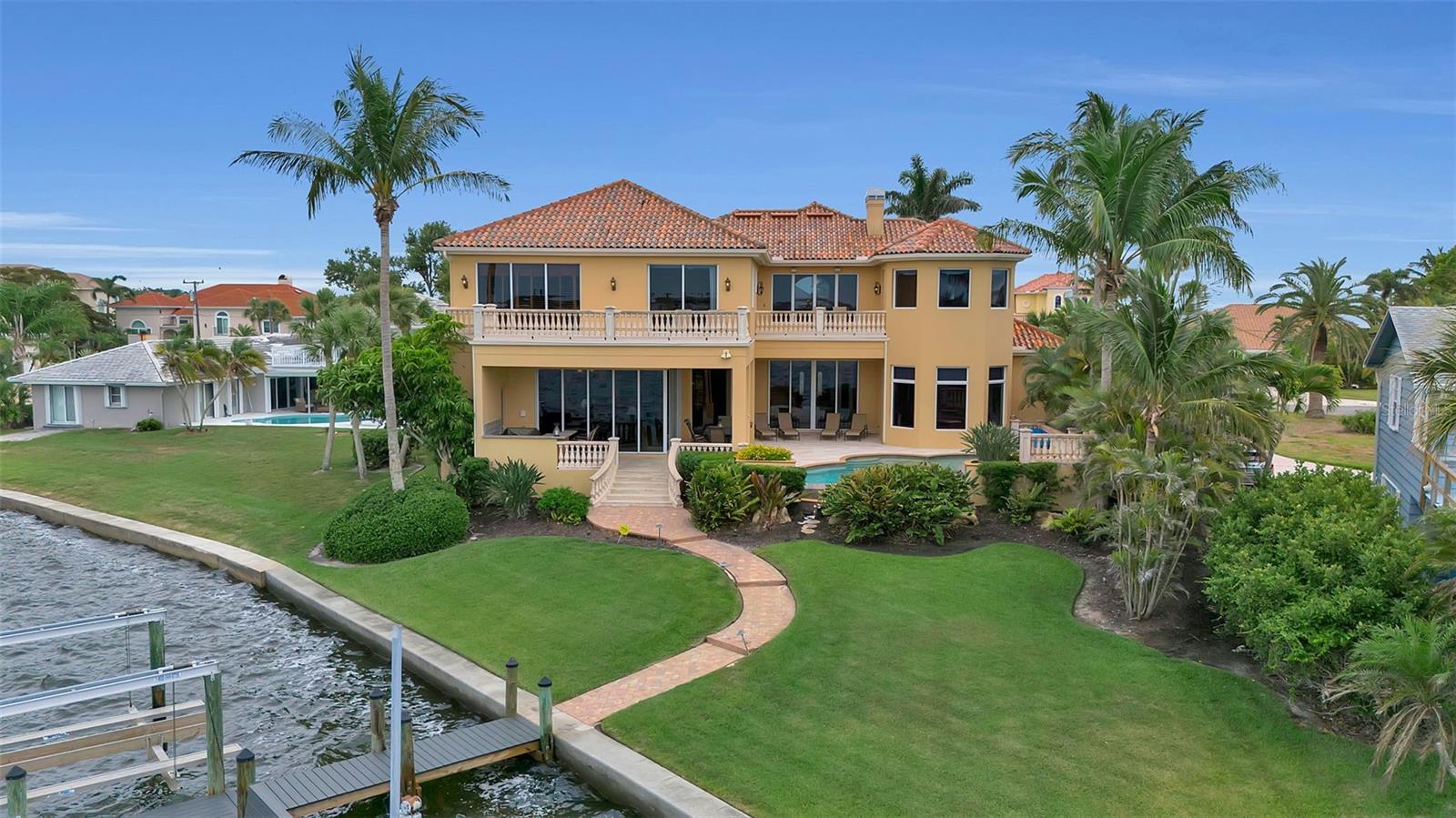 CORAL COVE - Residential