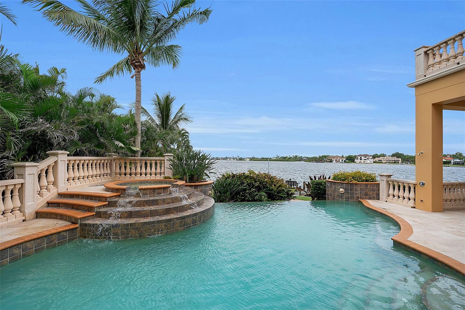 CORAL COVE - Residential