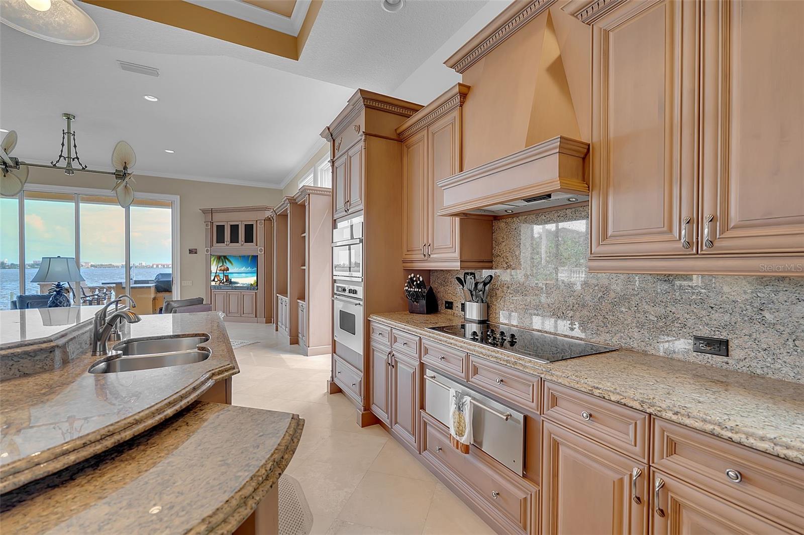 CORAL COVE - Residential
