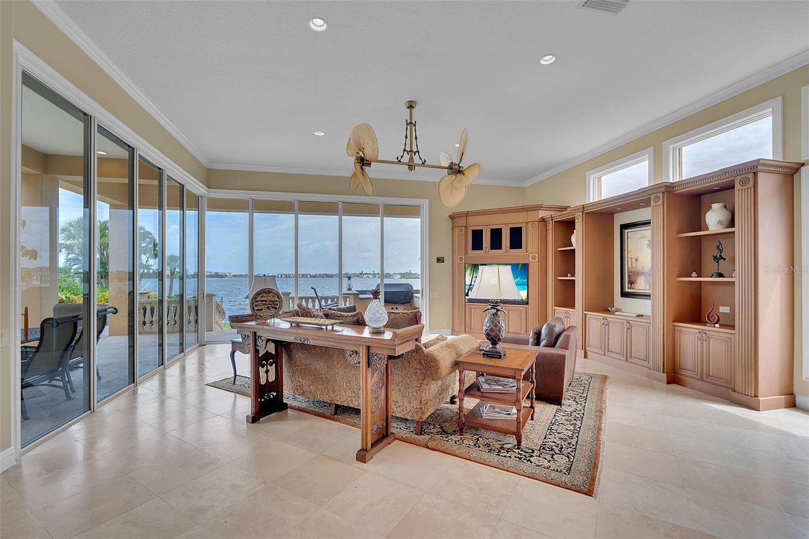 CORAL COVE - Residential