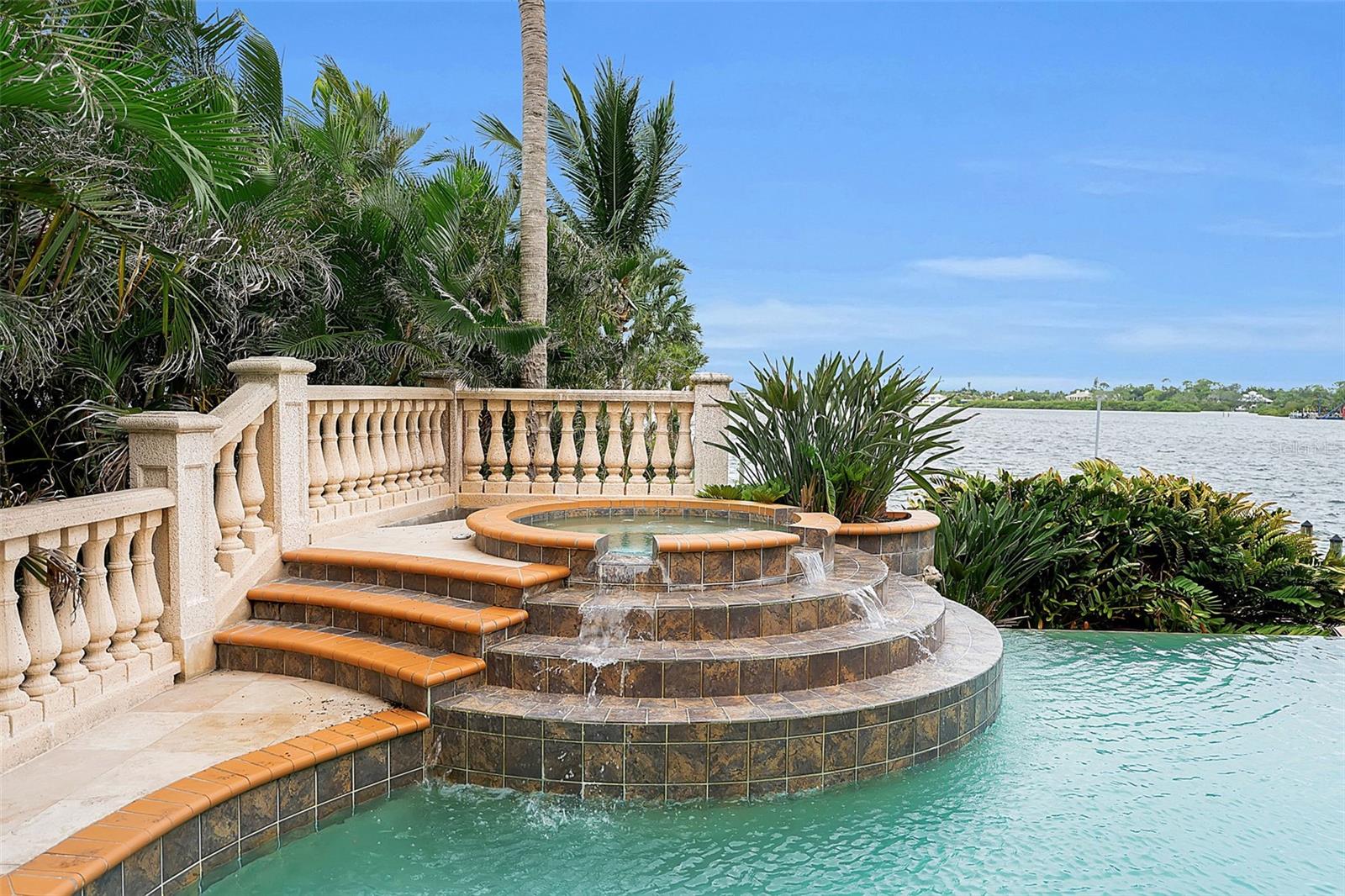 CORAL COVE - Residential