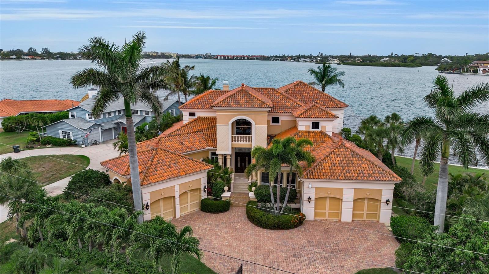 CORAL COVE - Residential