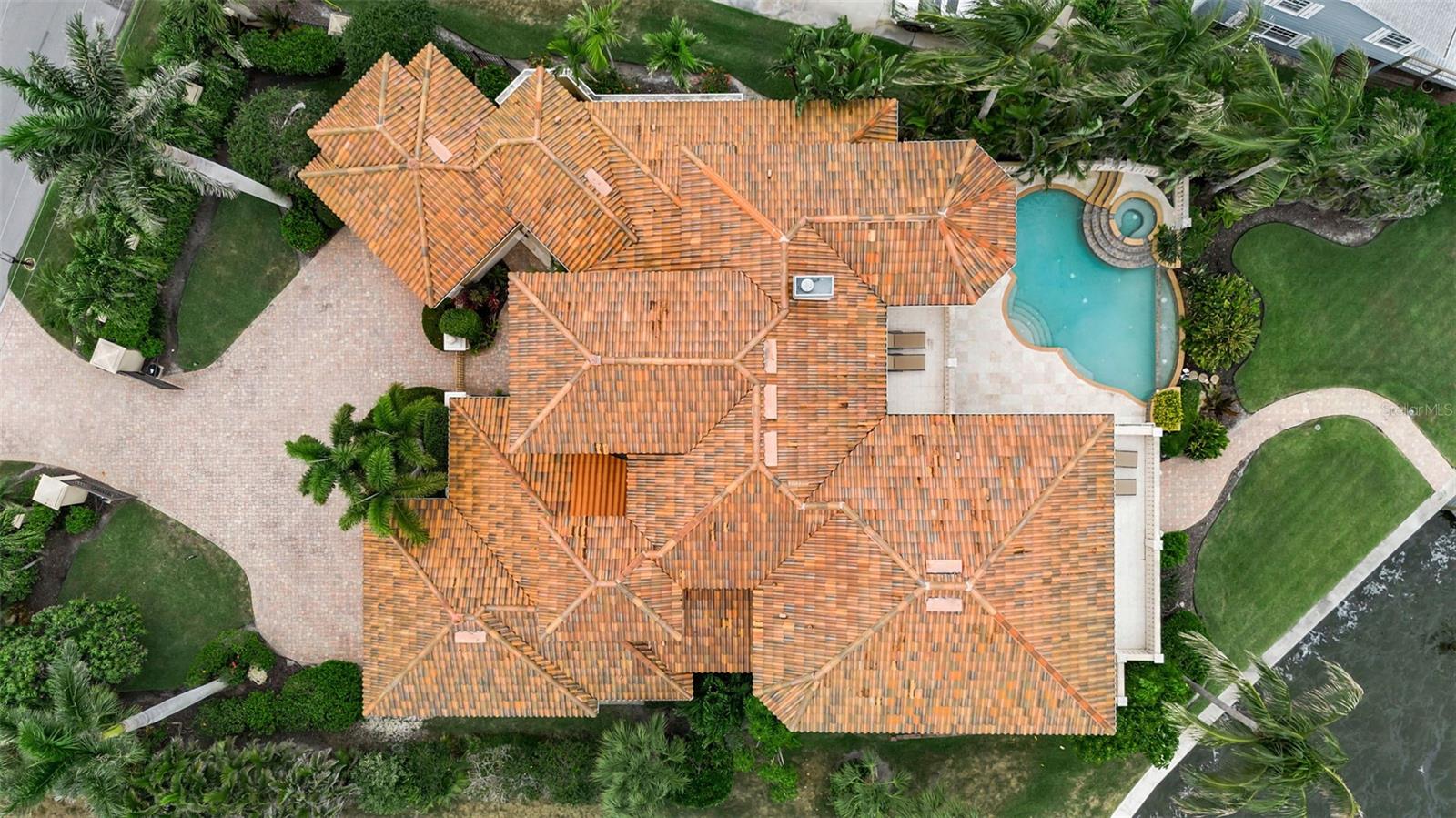 CORAL COVE - Residential