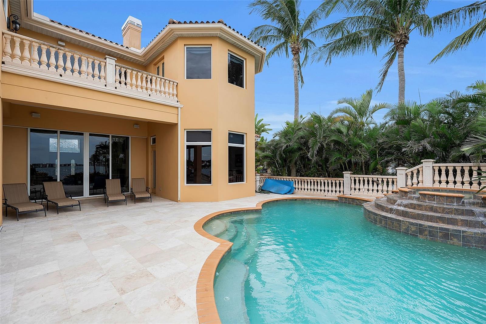CORAL COVE - Residential