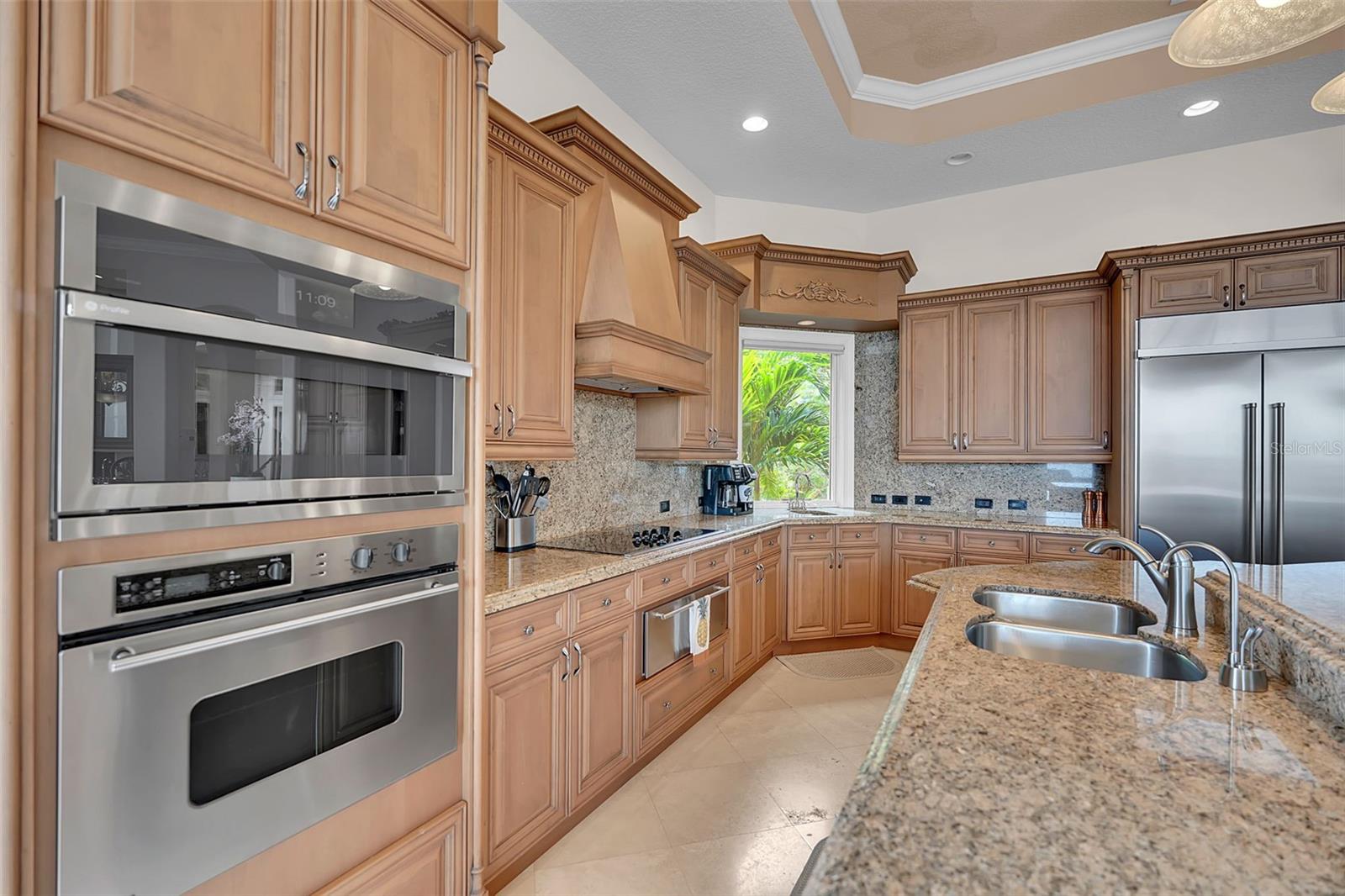 CORAL COVE - Residential