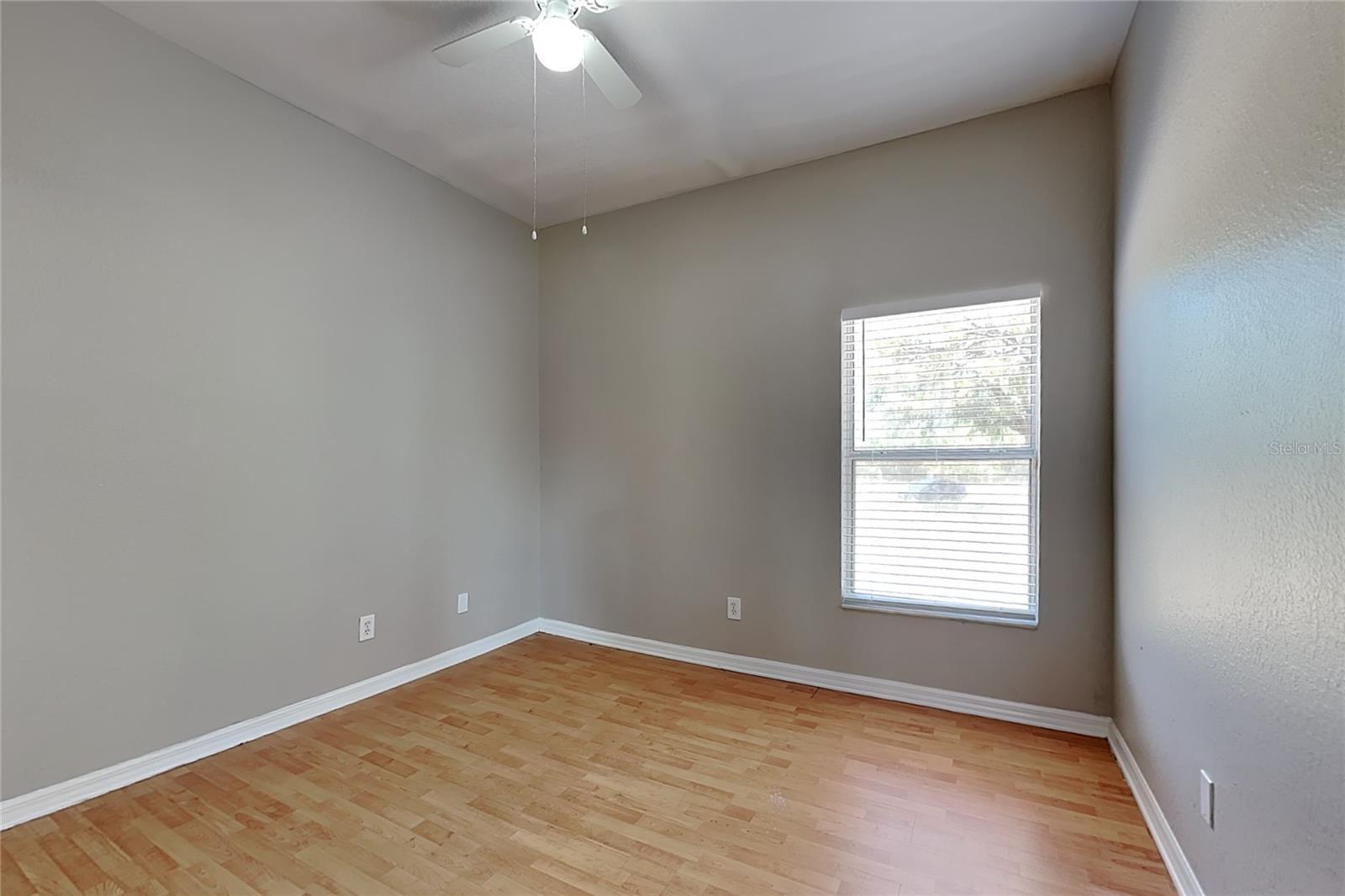 EDGEWATER VILLAGE UNIT 1 - Residential Lease