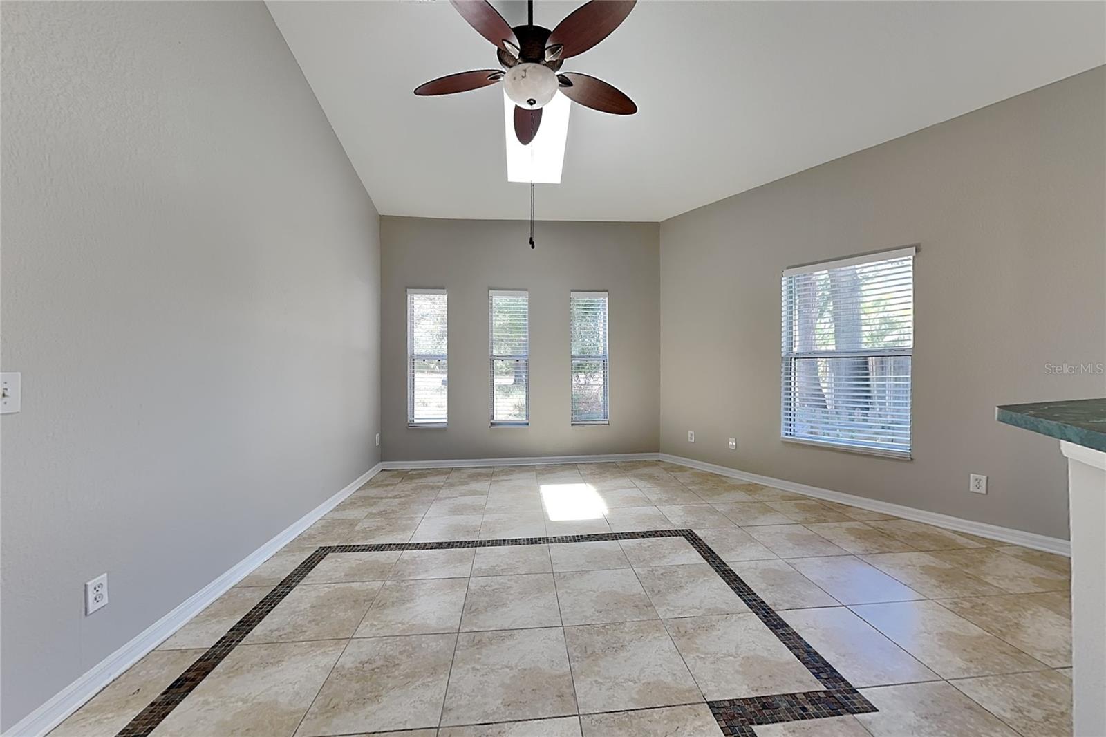 EDGEWATER VILLAGE UNIT 1 - Residential Lease