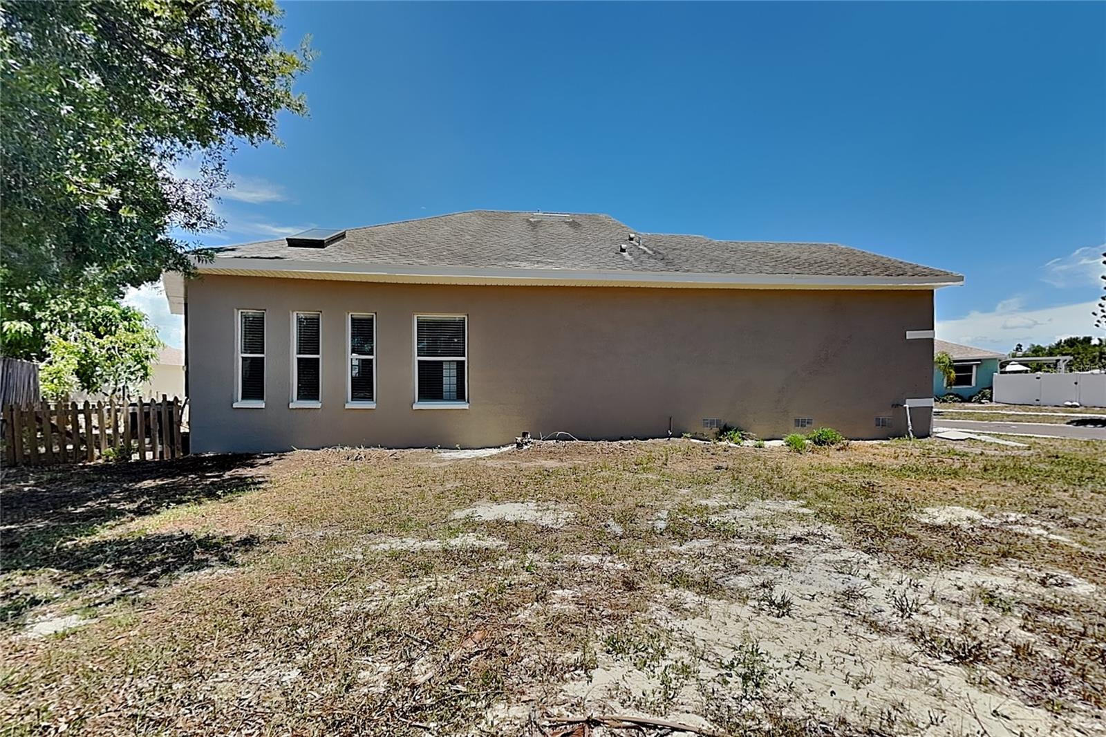 EDGEWATER VILLAGE UNIT 1 - Residential Lease