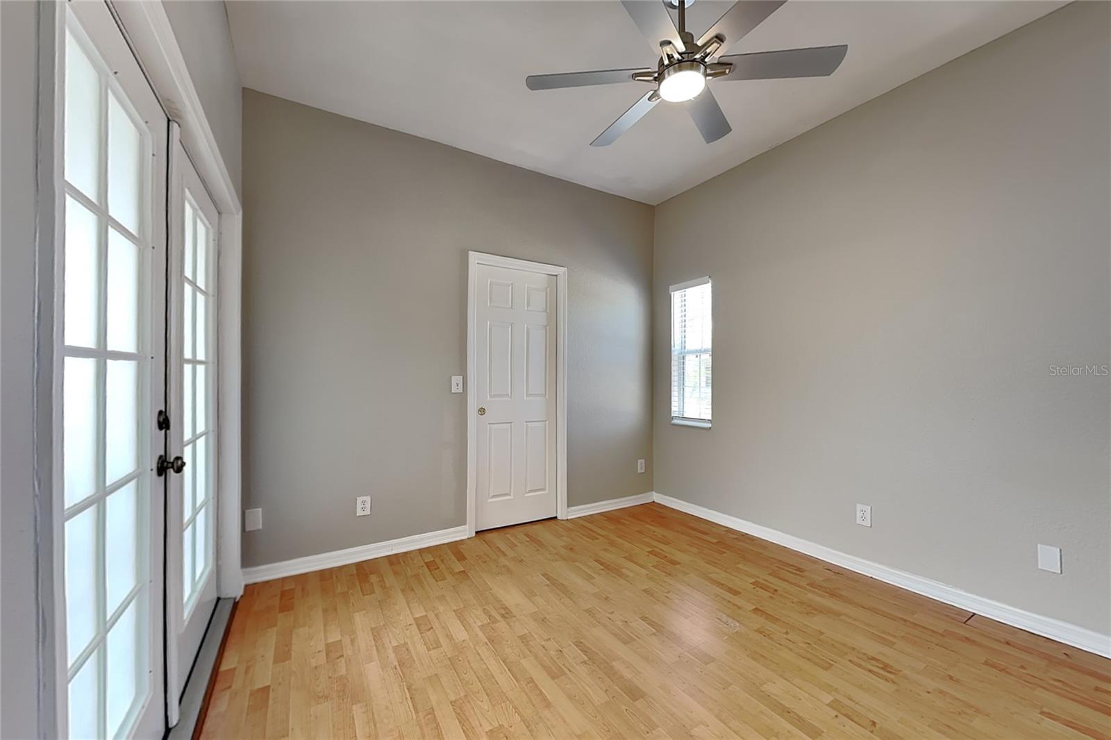 EDGEWATER VILLAGE UNIT 1 - Residential Lease
