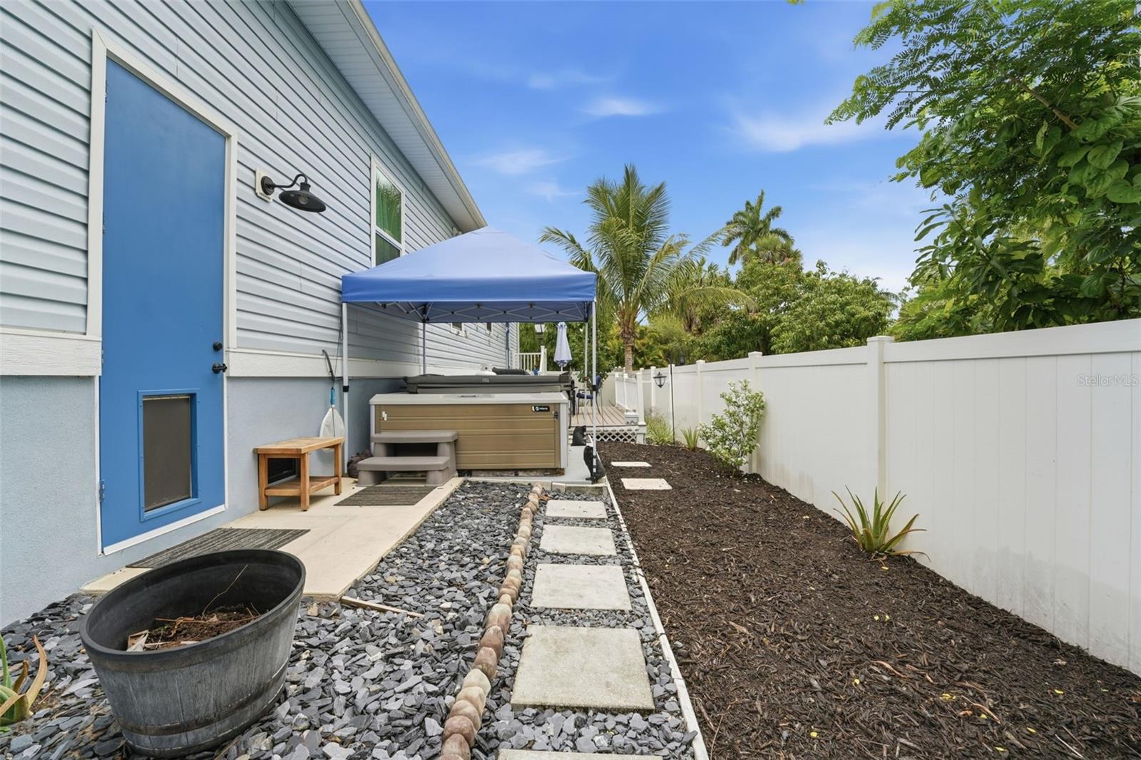 CW NAIL - Residential