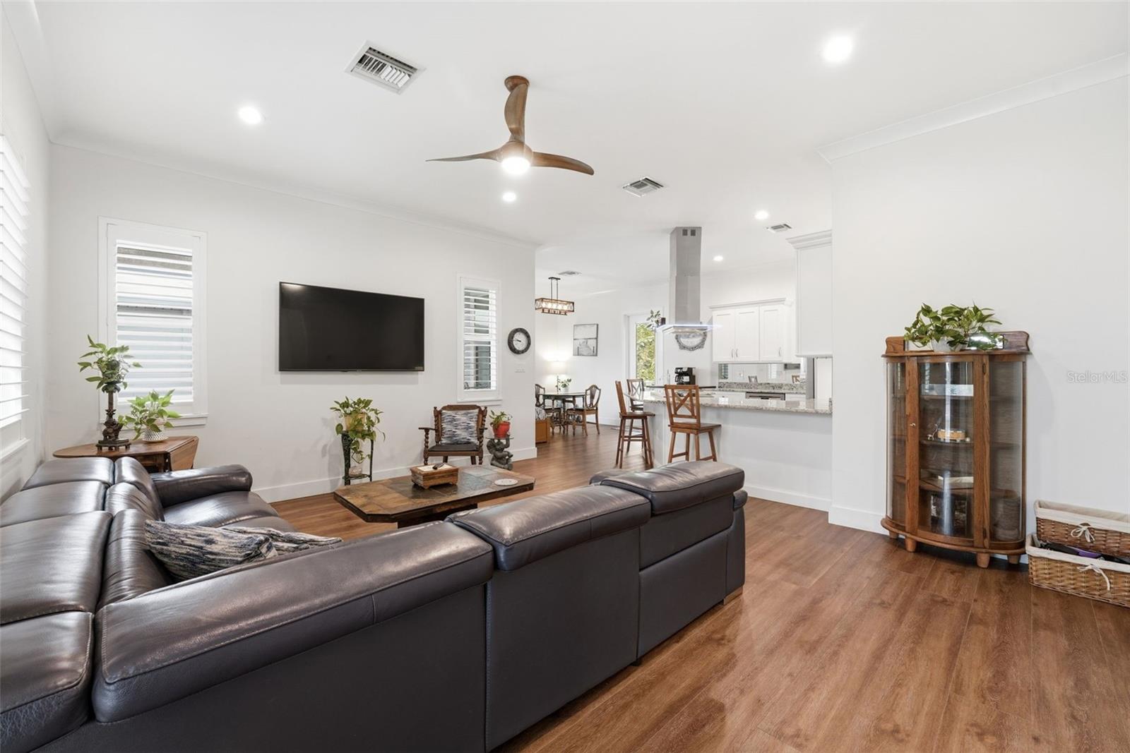 CW NAIL - Residential