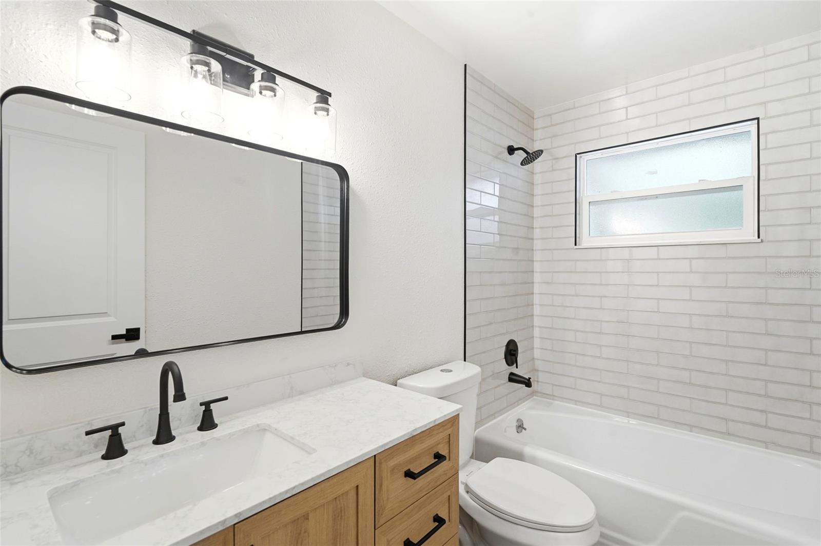 GOLDEN HEIGHTS SECOND ADD - Residential