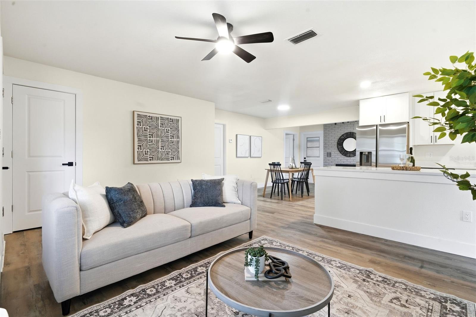 GOLDEN HEIGHTS SECOND ADD - Residential