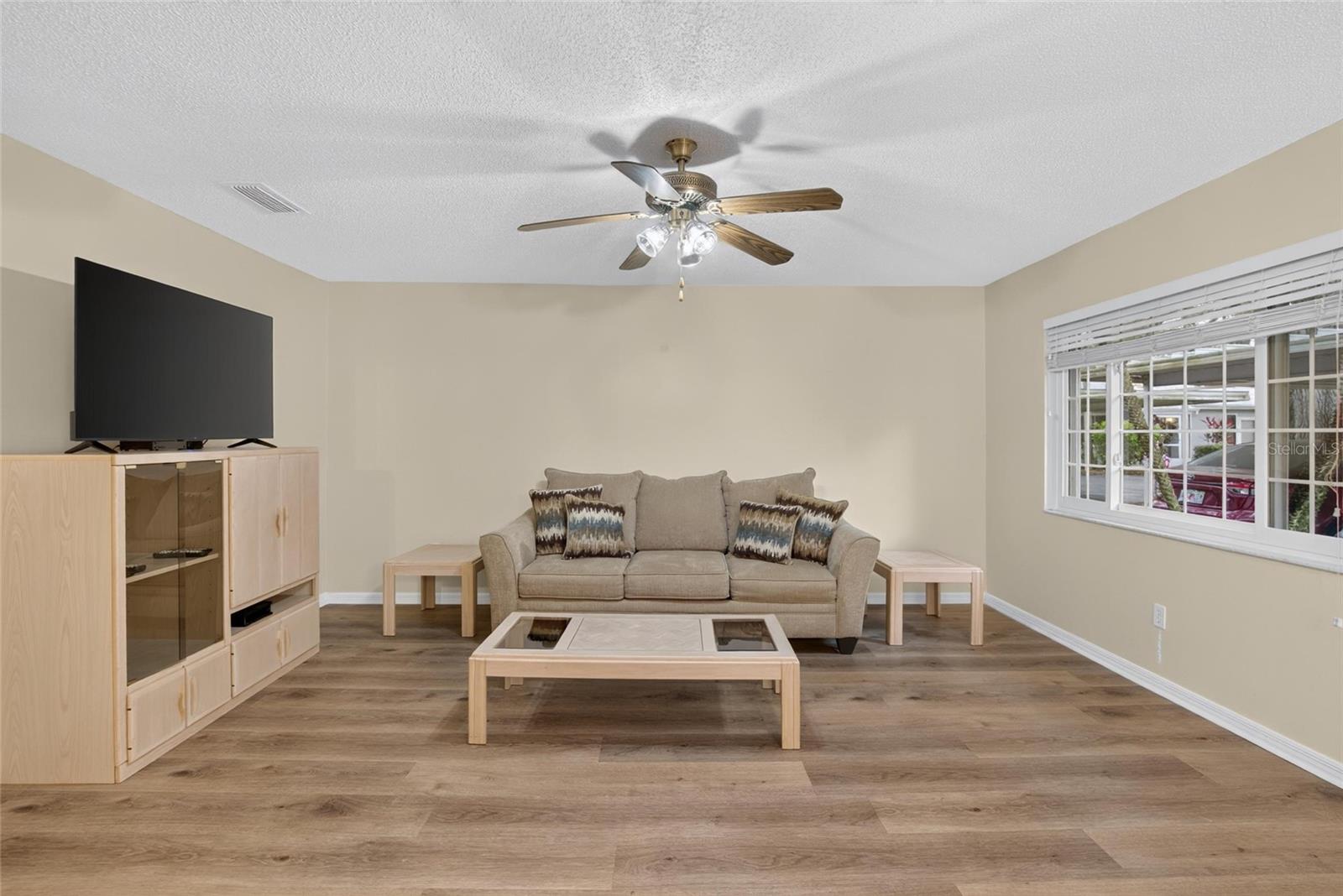 HIGHGATE E CONDO - Residential